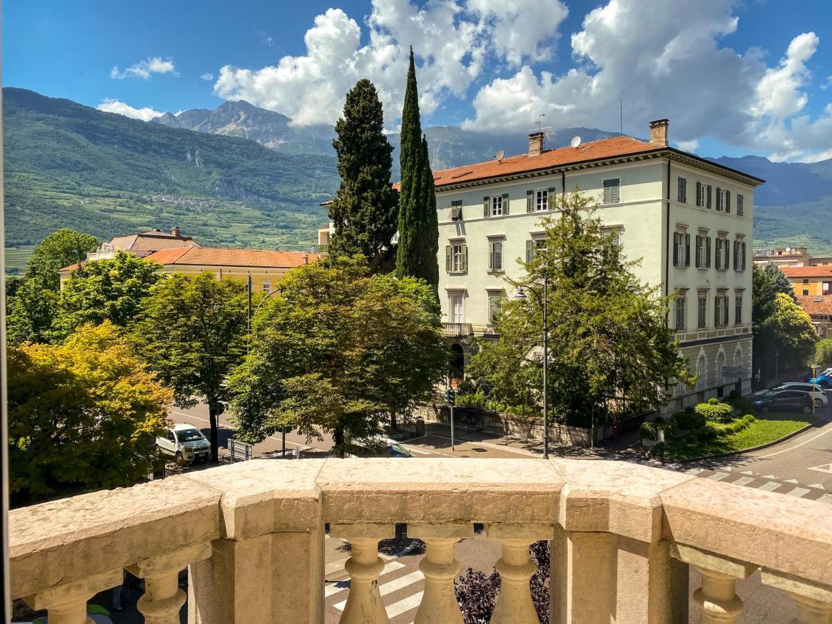 Hotel Rovereto Eksteriør bilde
