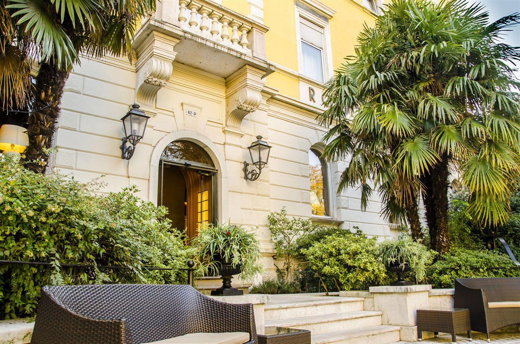 Hotel Rovereto Eksteriør bilde